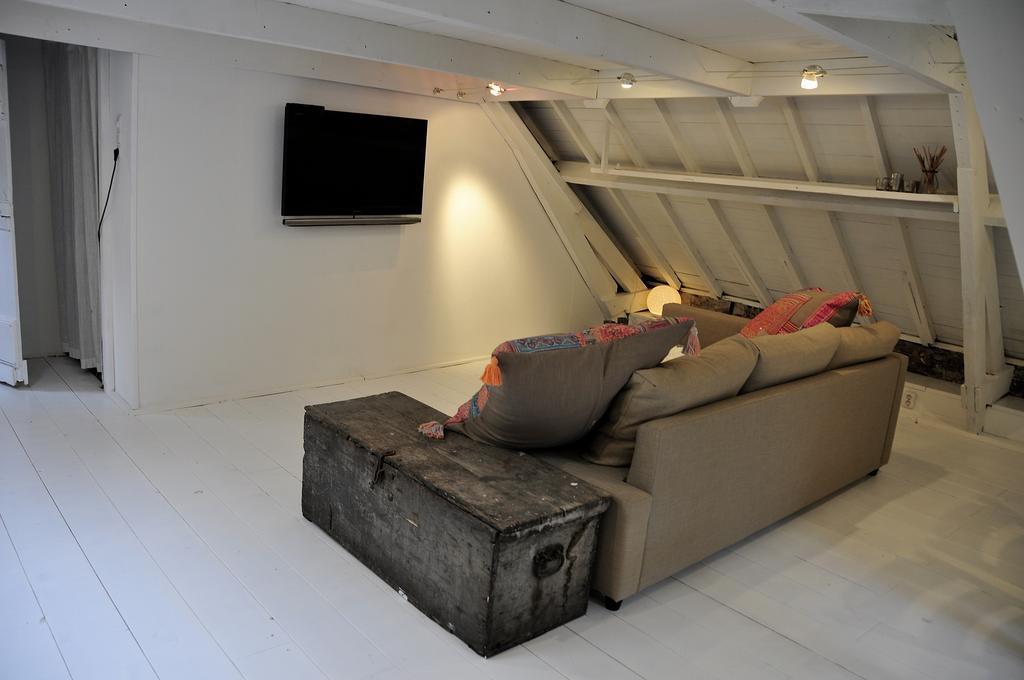 Attic Room Judy'S ซานด์โวร์ต ห้อง รูปภาพ